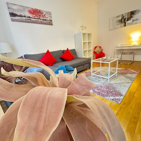 Charming Flat & Balcony Near Central Station L Bg5 Виена Екстериор снимка