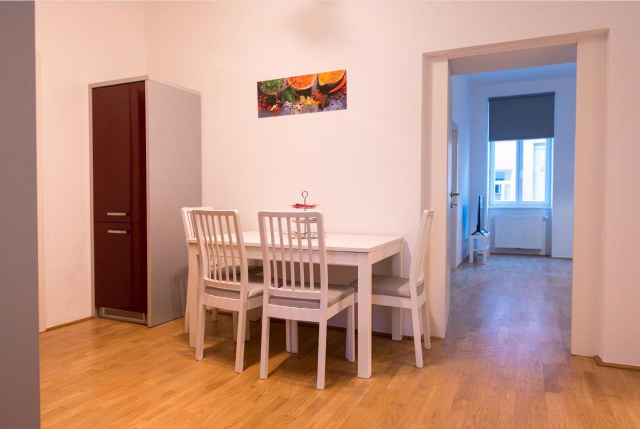 Charming Flat & Balcony Near Central Station L Bg5 Виена Екстериор снимка
