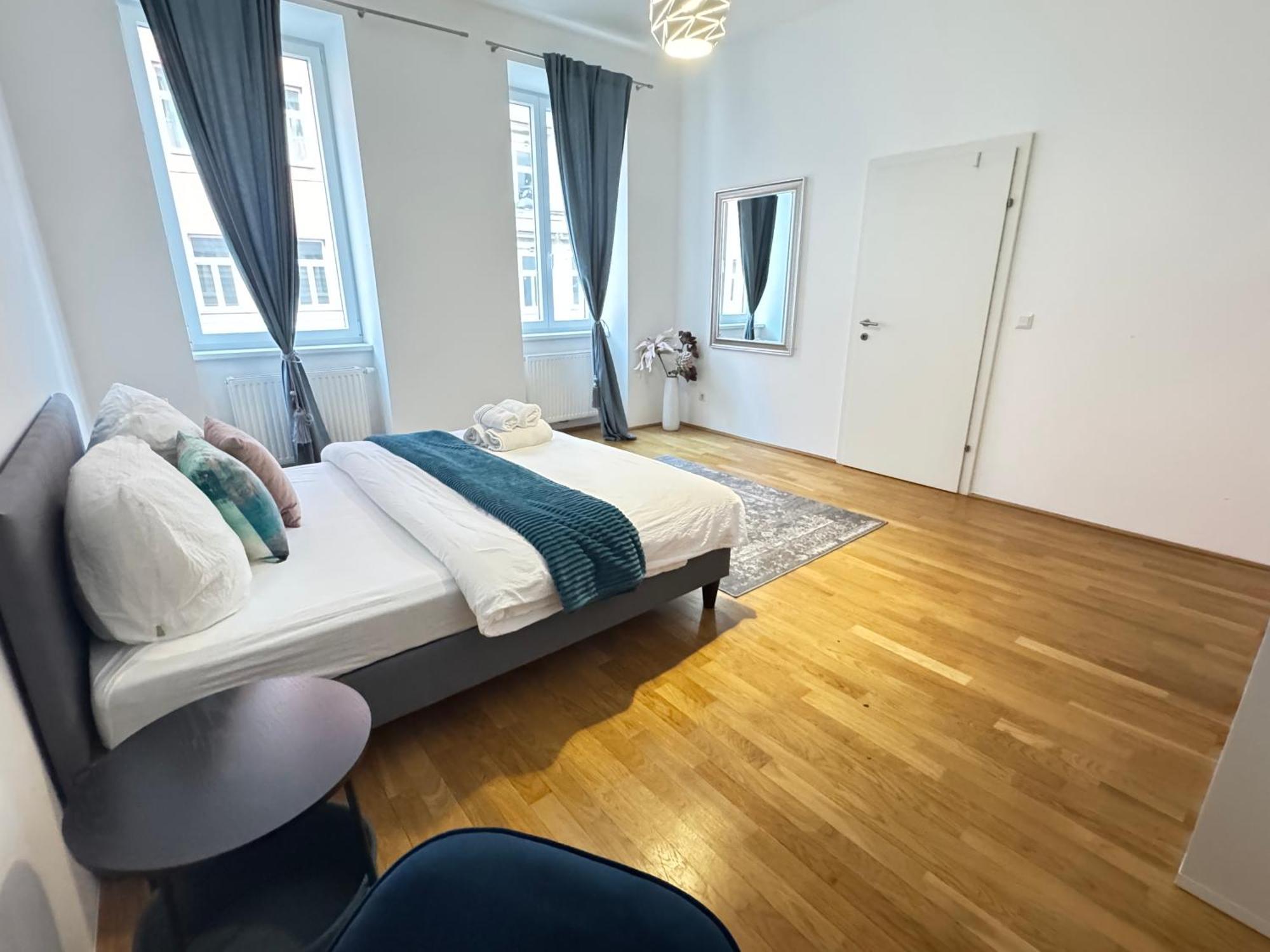 Charming Flat & Balcony Near Central Station L Bg5 Виена Екстериор снимка